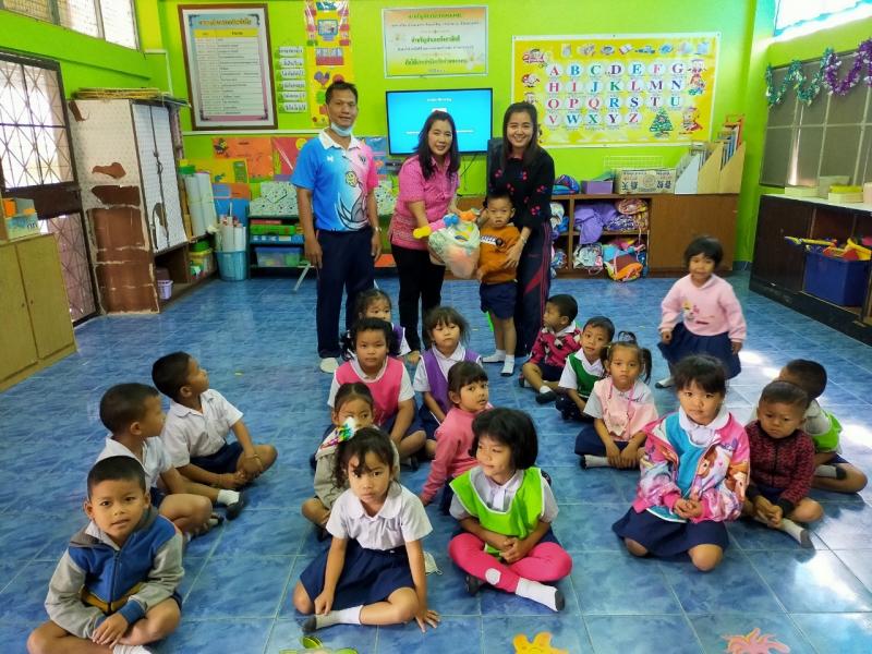 3. กศน.อำเภอบึงสามัคคี ปันสุข สู่น้อง เราจะไม่ทิ้งกันจร้า!!